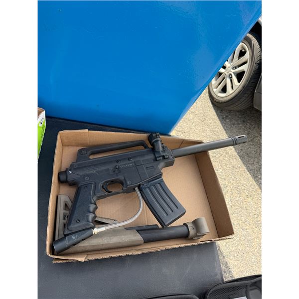 Paintball gun
