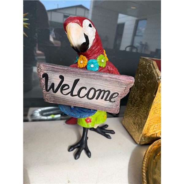 Parrot decor