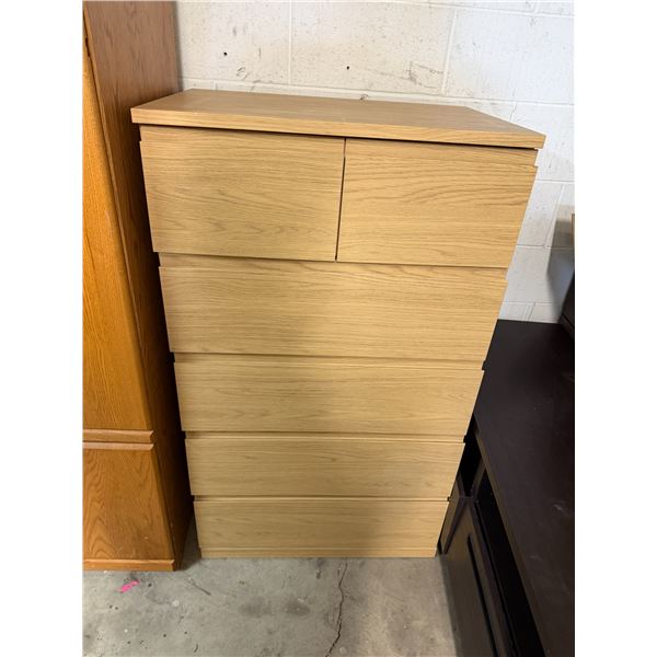 Dresser 27 1/2" x 19" x 47 1/2" tall