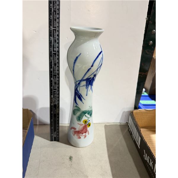 Pottery vase