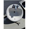 Image 1 : Bathroom sink