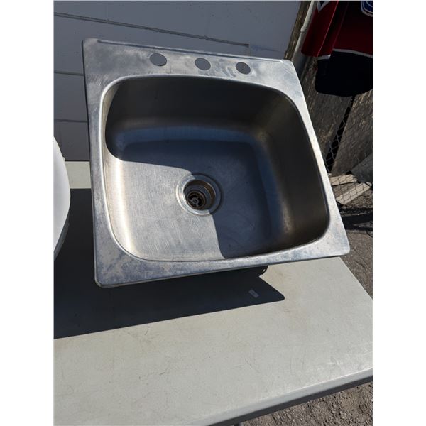Kitchen sink