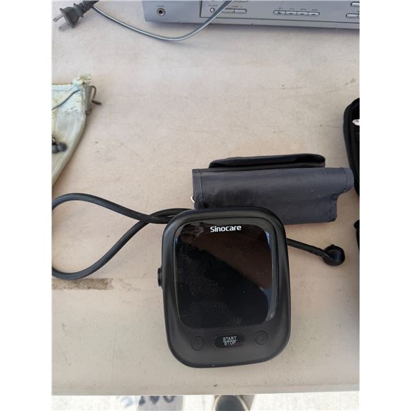 SINOCARE blood pressure monitor