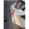 Image 1 : Locking acrylic container