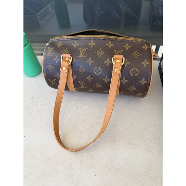 LV purse, not authenticated