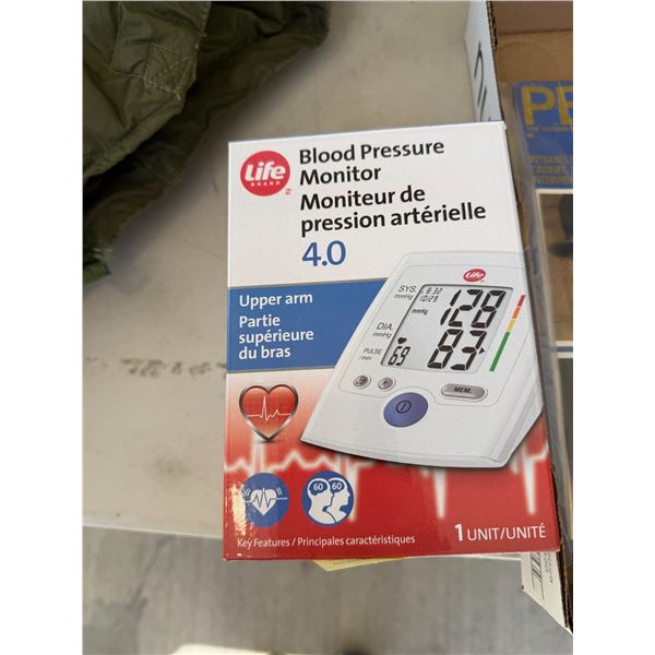 Blood pressure monitor