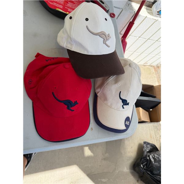 Caps