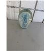 Image 1 : Paperweight