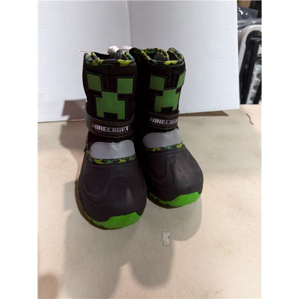 NWT boots size 12