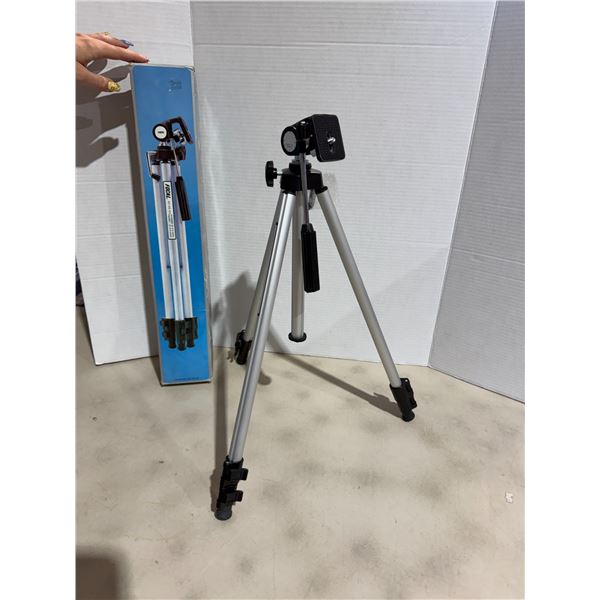 Tripod