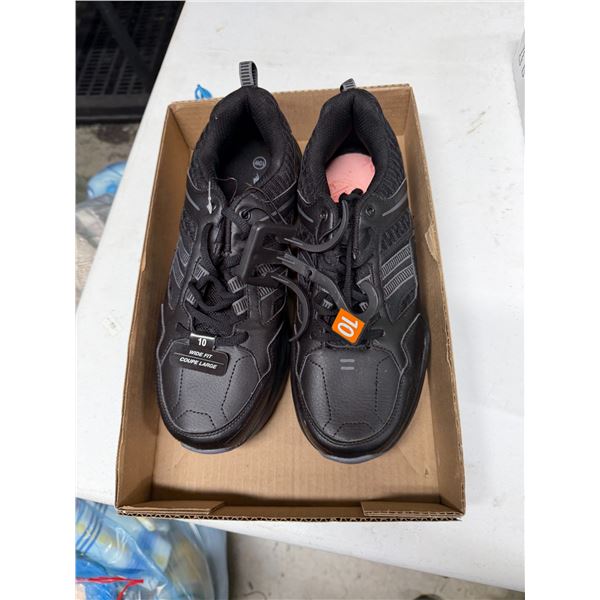 New shoes size 10