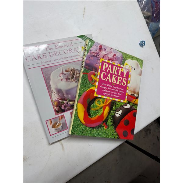 Cake decorating and party cake books