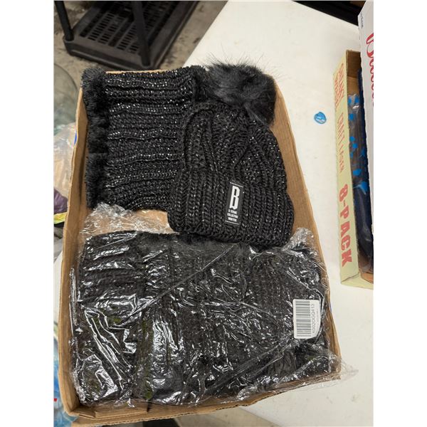 New toque and neck warmer sets