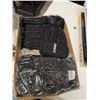 Image 1 : New toque and neck warmer sets