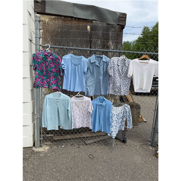 Tops assorted size