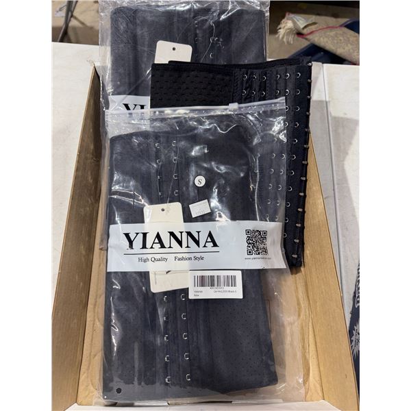 Corsets, small and medium