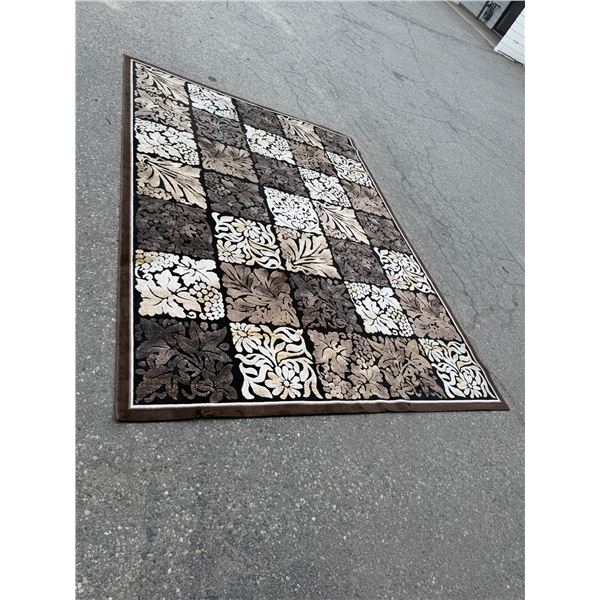 Halton area carpet 7' x 7" x 10'6 inches