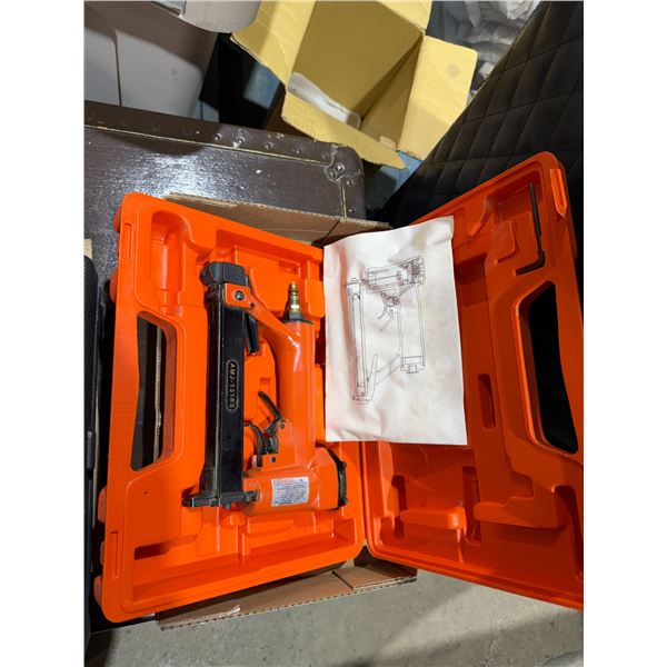 Stapler /nailer