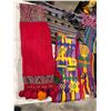 Image 2 : Assorted linens