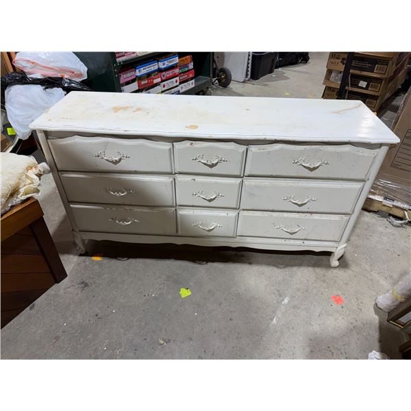 Dresser 58" x 17" x 30 1/2" tall