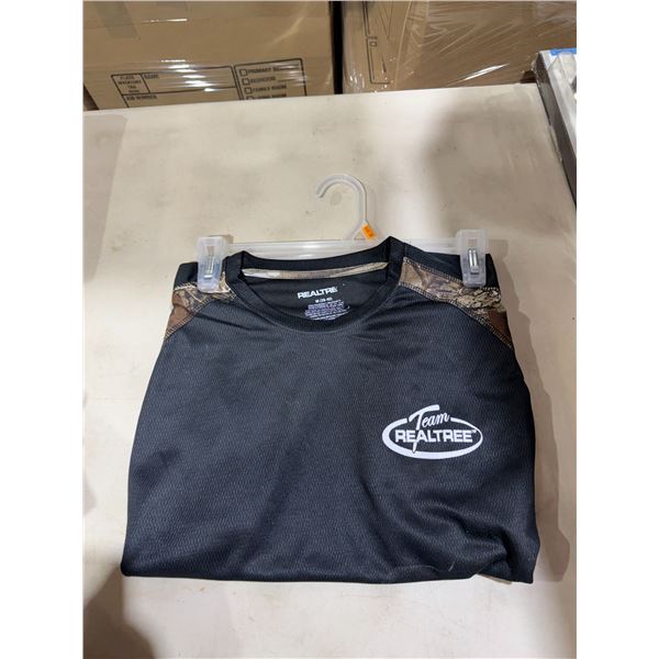 New  Realtree , T-shirt, medium