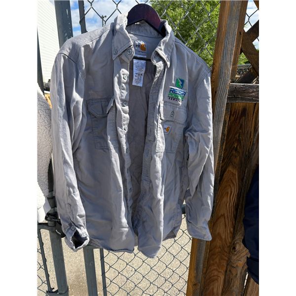 Carhartt size not shown medium?