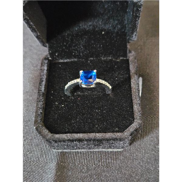 1.5ct cushion cut blue chanel ring - Size 8