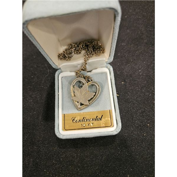Maple necklace