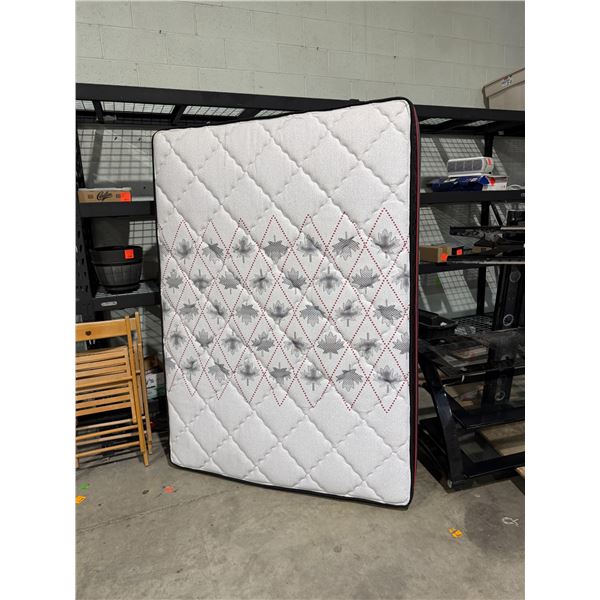 The true North Double mattress and boxspring