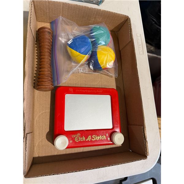 Juggling balls and etch a sketch