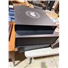 Image 1 : Canada Goose Boxes