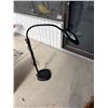 Image 1 : Magnifying light