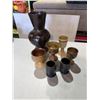 Image 1 : Pottery items