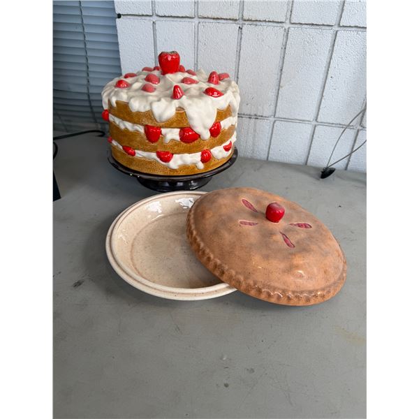 Pie plate and cake plate
