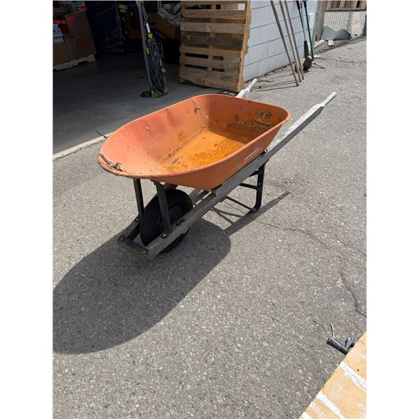 Wheel barrel