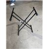 Image 1 : On stage stand