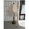 Image 1 : Table lamp