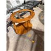 Image 1 : Side table
