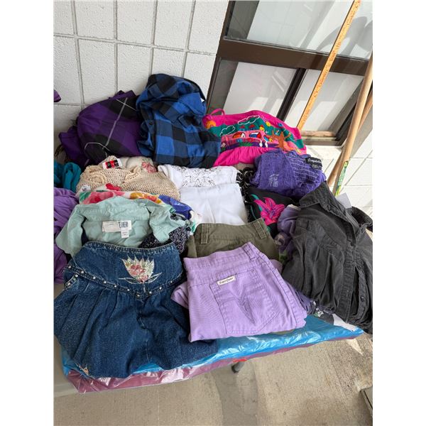 Assorted clothing, size, large and extra large