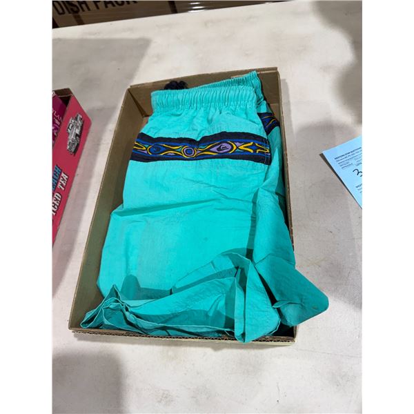 Vintage quicksilver shorts size 30