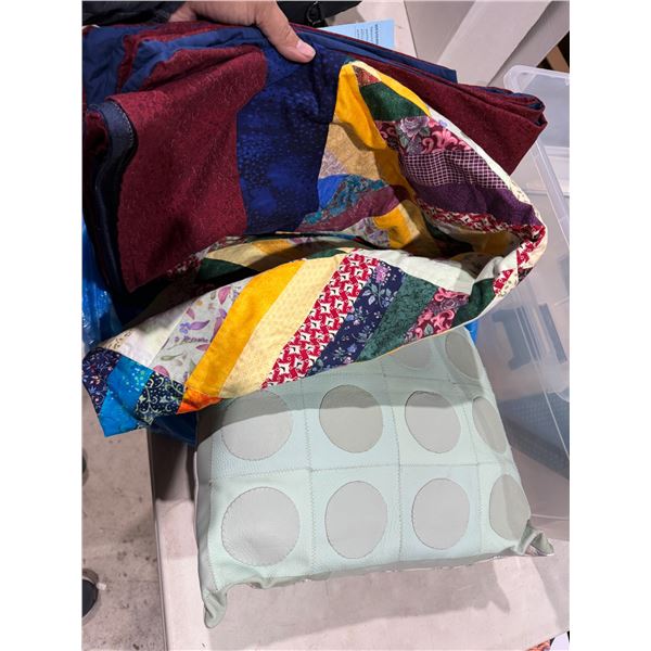 Quilt handcrafted and pillow