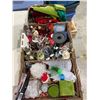 Image 1 : Assorted Christmas decor