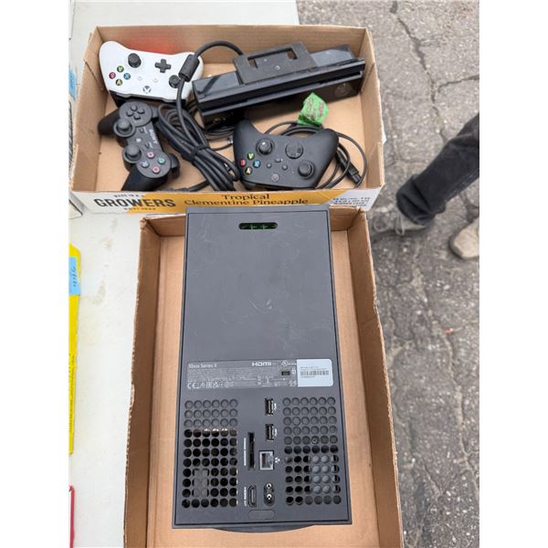 Xbox one and controllers, etc.