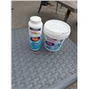 Image 1 : Hot tub chemicals