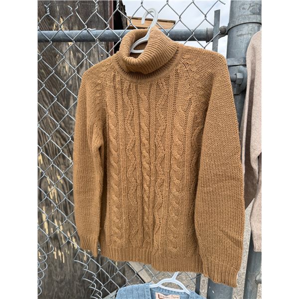 Sweater size medium