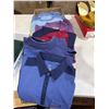 Image 1 : Shirt size, small, and medium