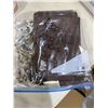 Image 1 : Napkins and holders