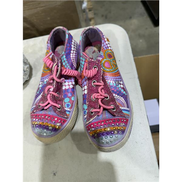 Skechers kids size 12