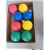 Image 1 : Bocce balls