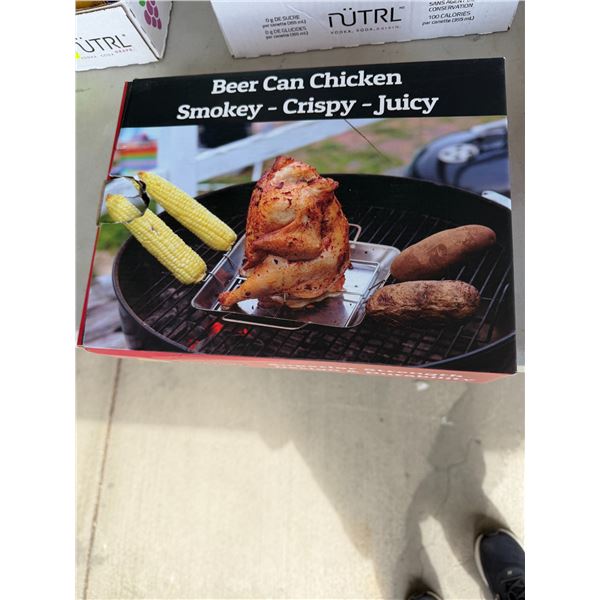 Beer, canned chicken cooker